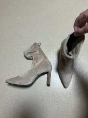 (新品) ベージュ ソックス ブーツヒール (235)