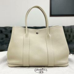 美品☆ シャネル ダイアナ キャビアスキン 白 ショルダーバッグ 2番台