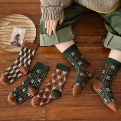 ★即納★ ビターショコラソックス３足set  靴下 クルーソックス 男の子 女の子 【送料無料】 くつ下 レトロ柄 北欧柄 ハート 韓国子供服