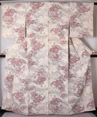 小紋「胡粉色地本草木染扇に四季花」【未着用】