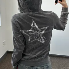 GUESS ゲス バッグ ポイント キュービック ツアーベルベット フード ジップアップ