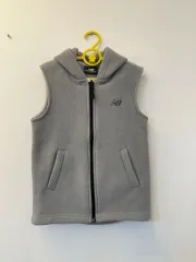 110) ニューバランス キッズ 起毛 フリース フード ベスト