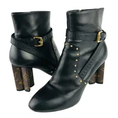 LOUIS VUITTON★ルイヴィトン・シルエットライン レディース レザー モノグラムヒール LV刻印アンクルストラップ サイドジップ ショートブーツ 2022年モデル(37)イタリア製 レディースブーツ ブーツ 冬物 カジュアル ブラック ブーティ