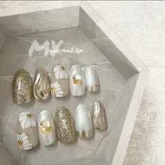 【No.05】フラワーデザイン　ホワイト　成人式　ブライダル　ネイルチップ