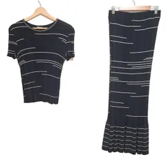 GIORGIOARMANI(ジョルジオアルマーニ) スカートセットアップ レディース - 黒×アイボリー ボーダー/プリーツ