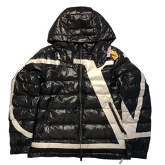 VALENTINO ヴァレンティノ VLTNロゴ ダウンジャケット size=50 Lサイズ ブラック ナイロン 着脱式フード メンズ WV3CNA317KQのサムネイル
