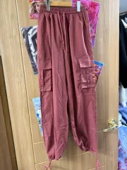 新品 カーゴパンツ