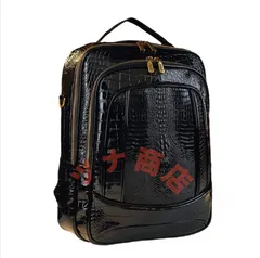 軽奢華（けいしゃか）な光沢クロコダイル革調リュックサック 男女兼用 大容量旅行用バックパック