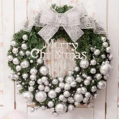【新品】 クリスマスリース 北欧風 果実物語 来年順調語り オーナメント付 玄関リース ドアチャーム 装飾 デコレーション X’mas 飾り 輪 緑 贈り物 造花 リボン付 ボール 飾り Merry Christmas文字付 メリークリスマス 店舗 撮影  0
