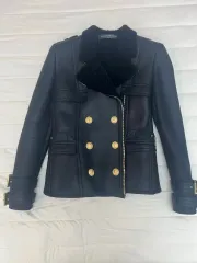 2025年最新】balmain ムートンの人気アイテム - メルカリ