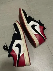 ナイキ エア ジョーダン 1 ロー ブラック/レッド