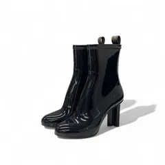 2025年最新】レインブーツ ヴィトンの人気アイテム - メルカリ