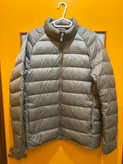 A【A22-22】◇ UNIQLO サイズL ULTRA LIGHT DOWN グレー　レディース