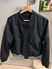 アディダス ブラック ブルゾン ジャケット XL (レディース)