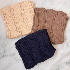 ケーブル編み　ケーブル柄　スヌード　ニット　ネックウォーマー　マフラー　防寒　カジュアル　大人可愛い　秋冬ファッション　ユニセックス