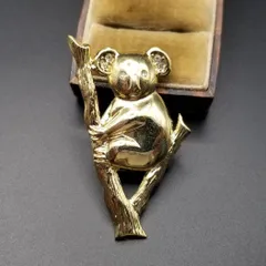 木に登るコアラ ゴールドトーン ワンカラー ヴィンテージ アニマル ブローチ モチーフジュエリー ラインストーン煌めき キュート Y22-H