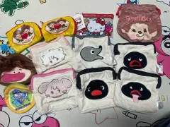 未使用)キャラクター ポーチ ピング さくらみこ モンチッチ ハローキティ サンリオ