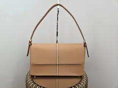 ほぼ新品　Burberry ハンドバッグ