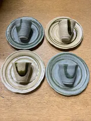 ＜食器大量出品中！まとめ買い歓迎＞釉薬がアクセント！和皿と湯呑み　各4枚セット【ct018】