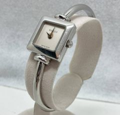 北5815】グッチ 1900L 稼働品 - メルカリ