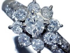 ジュエリー極】ディルーカ社 作家刻印有り 可愛らしい女性像 シェル