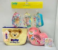 新品未使用　ダッフィー　 3点  モコモコポーチ パスケース クリアポーチ 新品