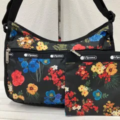 6895　LeSportsac　レスポートサック　 ショルダーバッグ　斜めがけ　紐調節可能　 クラシックホーボー　花柄　総柄　 ナイロン　軽量　ポーチ付き　フォーゲットミーノット　レディース