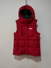 2026年最新】guess ダウンベストの人気アイテム - メルカリ