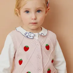 【新品未使用】dave&bella いちご柄 ニットベスト ピンク 女の子 90 110