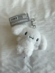 サンリオ シナモロール グレー ぬいぐるみ キーホルダー