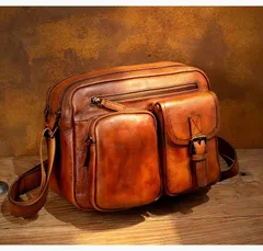 新品・未使用h ｜手作り擦色 頭層植鞣牛革 メンズ斜め掛けショルダーバッグ｜復古風・大容量・10インチiPad収納可