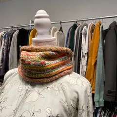 【東あずま店　併売品】　＠　手編み　opal毛糸　オパール　ウール　Wool　ネックウォーマー　腹巻き　帽子　ねじり帽子　フード　ナチュラル　マルチカラー　　暖か　洗濯可能