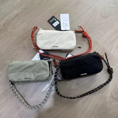 大人気！Topologie ボトルサコッシュ トポロジー ストラップ付き ショルダーバッグ