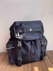 新品未使用‼️ルルレモン バックパック *Mini ブラック 14L lululemon ルルレモン ワンダーラスト バックパック ミニ 14L