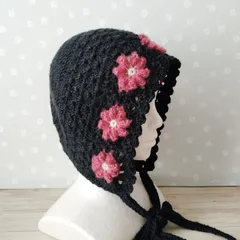 ボンネット　イヤーマフ　クロシェハット　耳当て付き　手編み　モチーフ編み　透かし編　ニットフード　バラクラバ　ふわふわ
