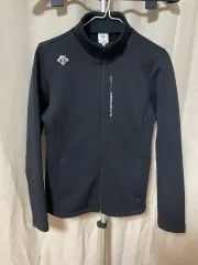 デサント ブラック 機能性 ジャケット