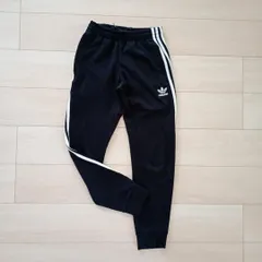 アディダス SST カフ トラックパンツ 黒 スキニー ジャージ