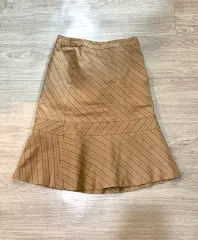ベージュ ミディ スカート
