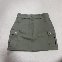 カーゴ ミニスカート