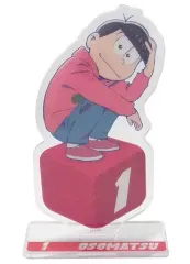 【中古】アクリルスタンド・アクリルパネル おそ松 アクリルスタンディ おすわり松パーカーver. 「えいがのおそ松さん」 