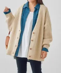 ベージュ色 ルーズフィット ニット カーディガン