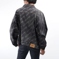 BALENCIAGA ユーズド加工デニムボンバーブルゾン BALENCIAGA ユーズド加工デニムボンバーブルゾン - メルカリ
