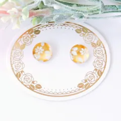 no.298　レジン　丸型　ぷっくり　ゴールド　お花　ピアス　イヤリング　ハンドメイド
