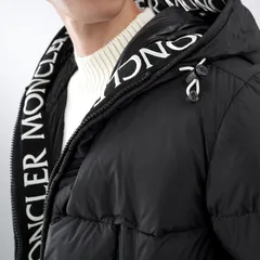 MONCLER モンクレール MONTCLA ダウンジャケット BLACK