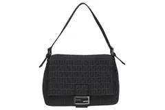 FENDI フェンディ ハンドバッグ マンマバケット ブラック キャンバス レザー ズッカ ズッキーノ柄  美品 中古 4b009867