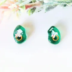 no.303　レジン　小石型　グリーン　和柄　ぷっくり　ピアス　イヤリング　ハンドメイド
