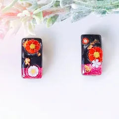 no.300　レジン　スクエア型　赤系　和柄　花　ピアス　イヤリング　ハンドメイド