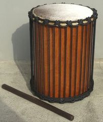 中古 ボンボ 太鼓 フォルクローレ アンデス音楽 ボリビア製 - メルカリ