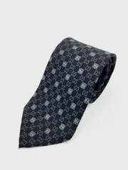 【中古美品】グッチ　GUCCI　GG ロゴ  総柄 メンズネクタイ レギュラータイ シルク100% ブラック 黒 イタリア製 メンズ フォーマル ビジネス スーツ 紳士用 カジュアル 入園式 卒園式 入学式 卒業式 結婚式 正装  カッコいい 衣装 男性