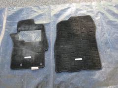 レジアスエース5型(4WD)ダークプライム純正フロントマット - メルカリ